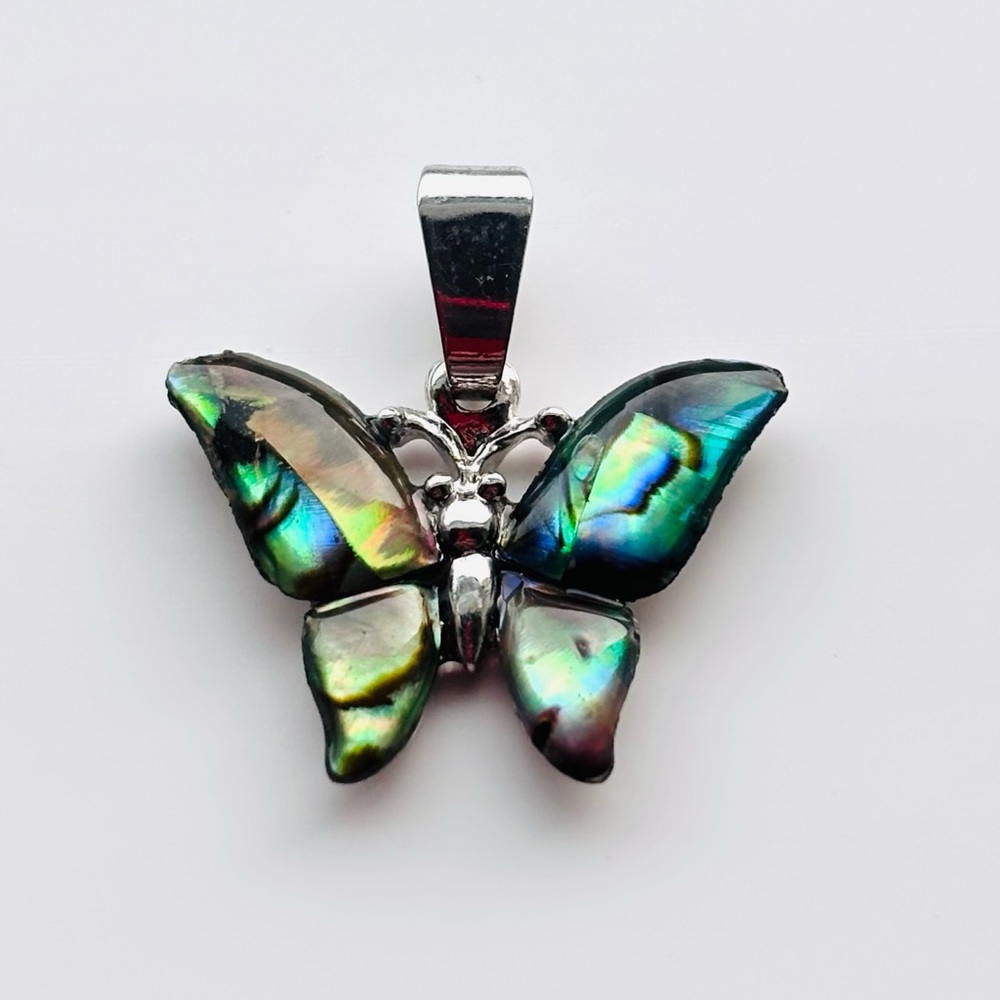 Glacier Pearle Butterfly Iridescent Abalone Shell Inlaid Wings Blue Pendant